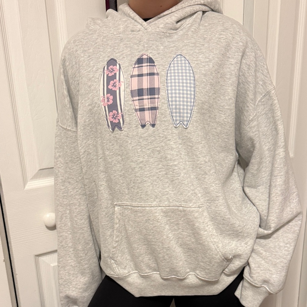 Hollister Light Gray Hoodie with Surfboard Graphics